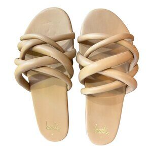 NIB Women's Beek Puffback Slide Sandal in Honey Size 8